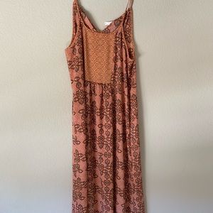 patterned maxi dress